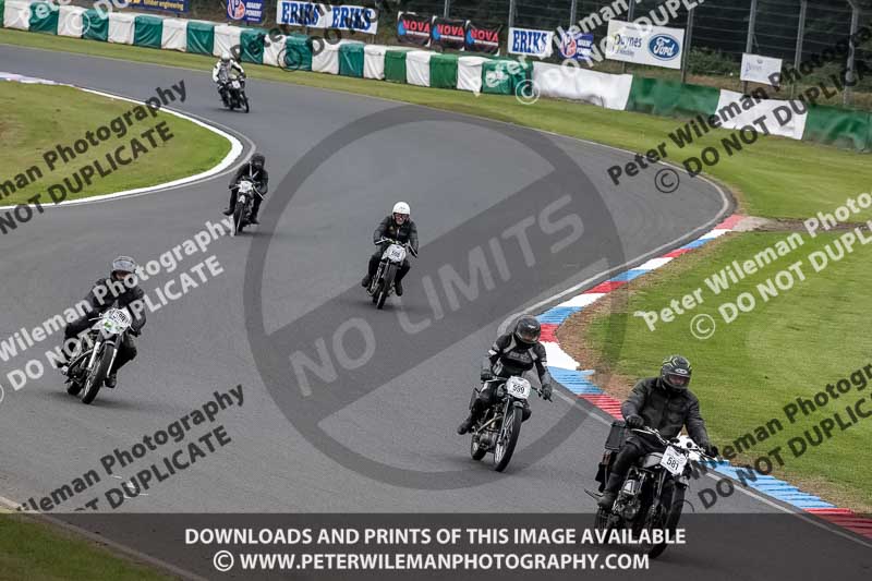 Vintage motorcycle club;eventdigitalimages;mallory park;mallory park trackday photographs;no limits trackdays;peter wileman photography;trackday digital images;trackday photos;vmcc festival 1000 bikes photographs